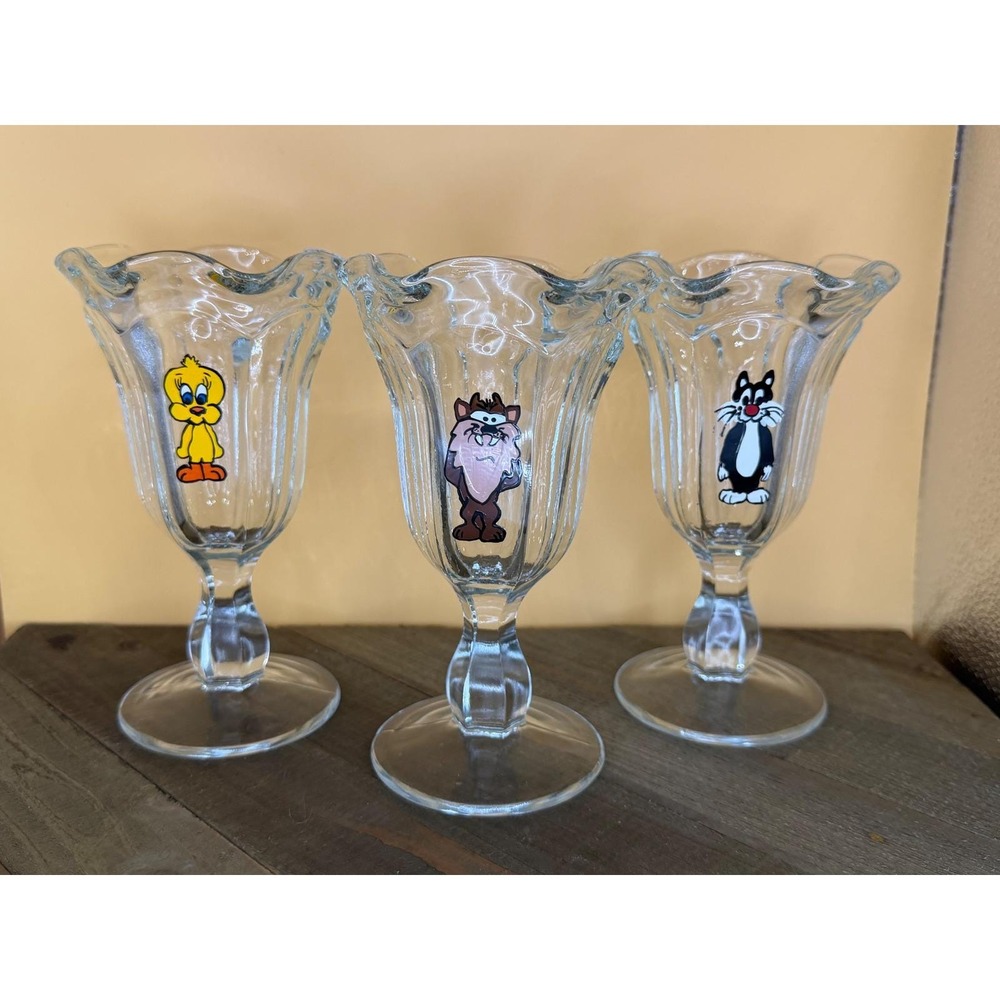 Vintage Looney Tunes Glass Sundae Cups Set Tweety Taz Sylvester Ice Cream Set 3